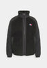 TOMMY JEANS